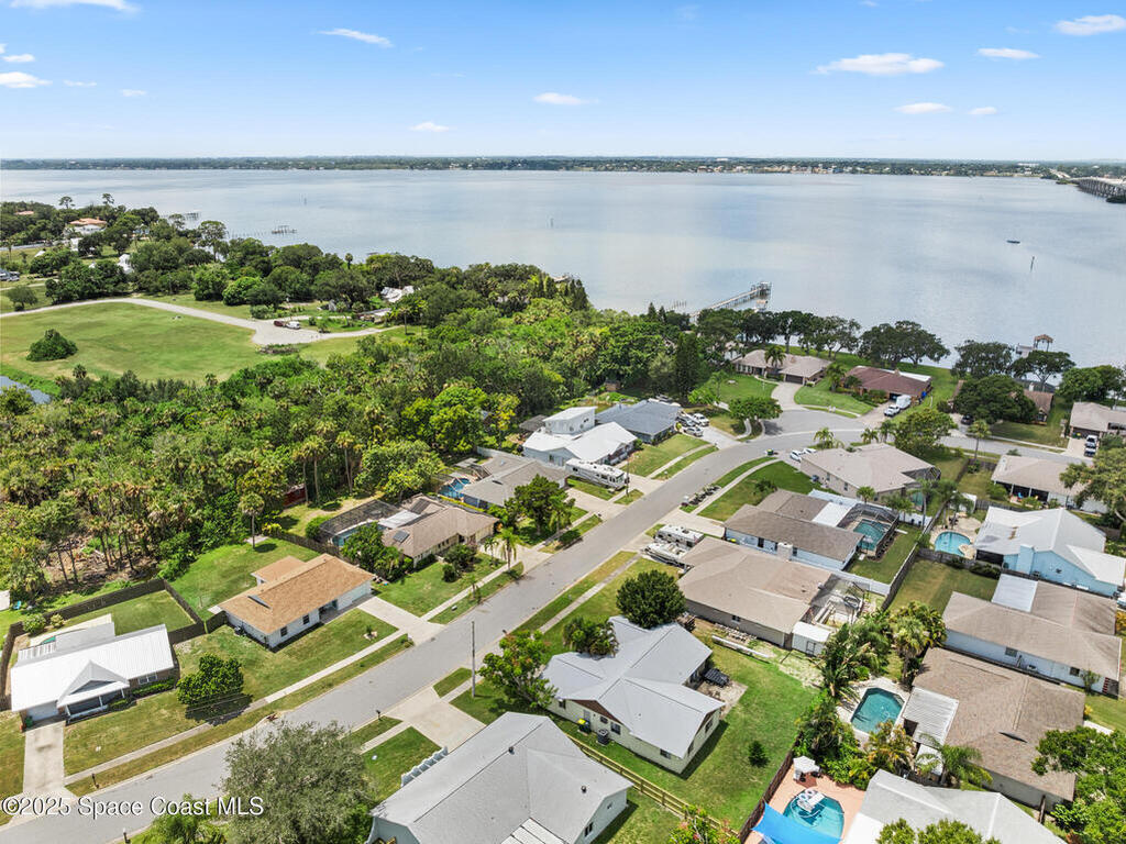 735 Venetian Way, Merritt Island, FL 32953