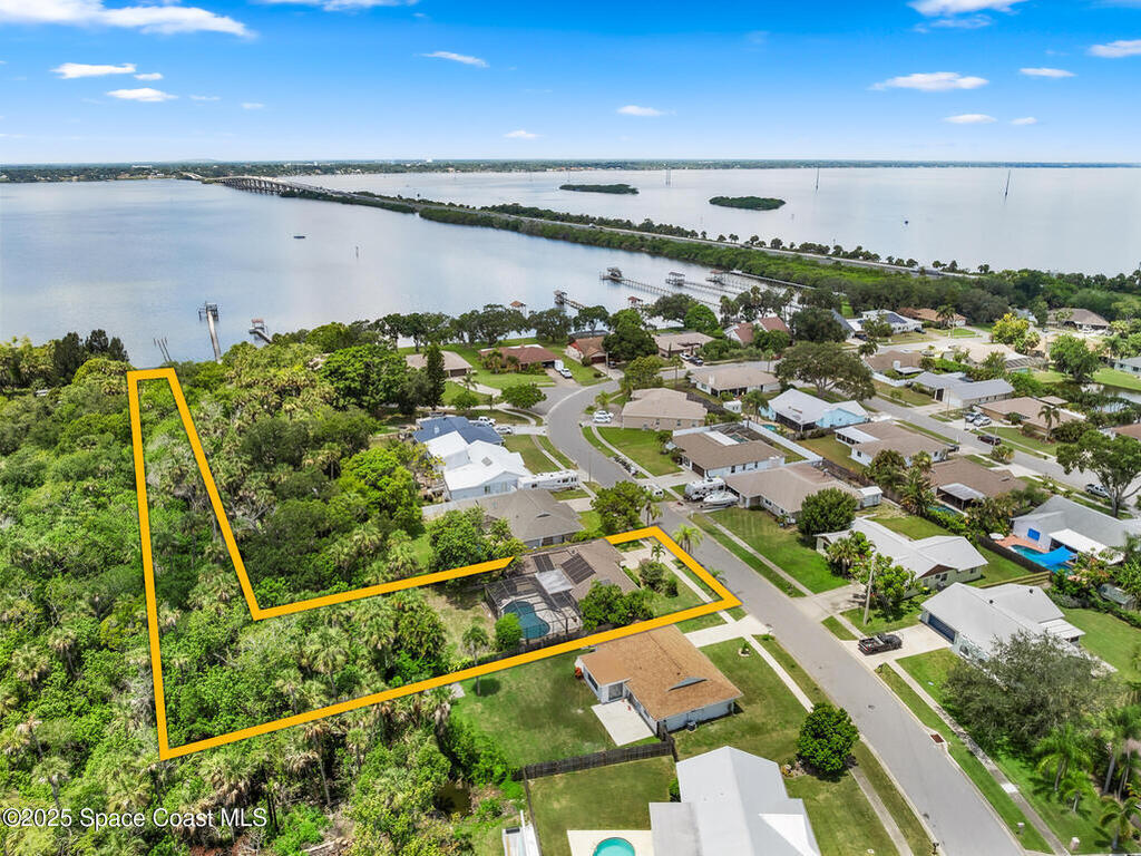 735 Venetian Way, Merritt Island, FL 32953