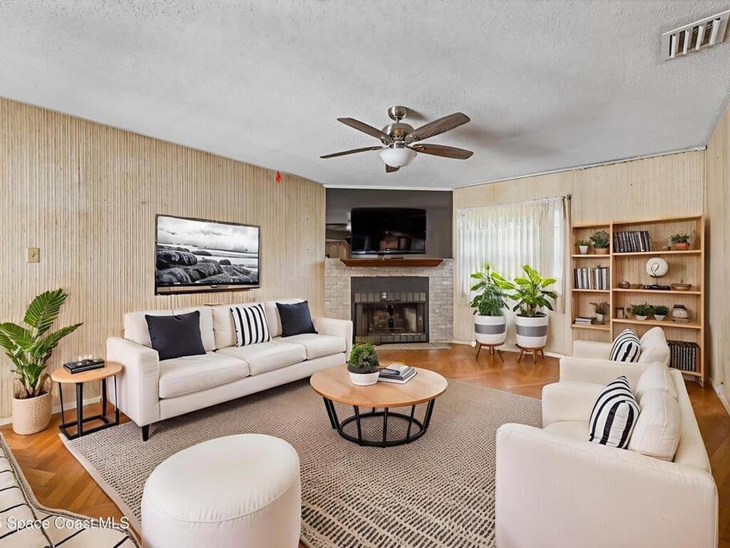 735 Venetian Way, Merritt Island, FL 32953