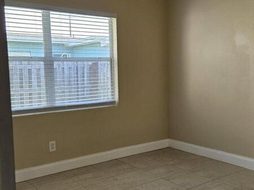 242 N Brevard Avenue, Cocoa Beach, FL 32931