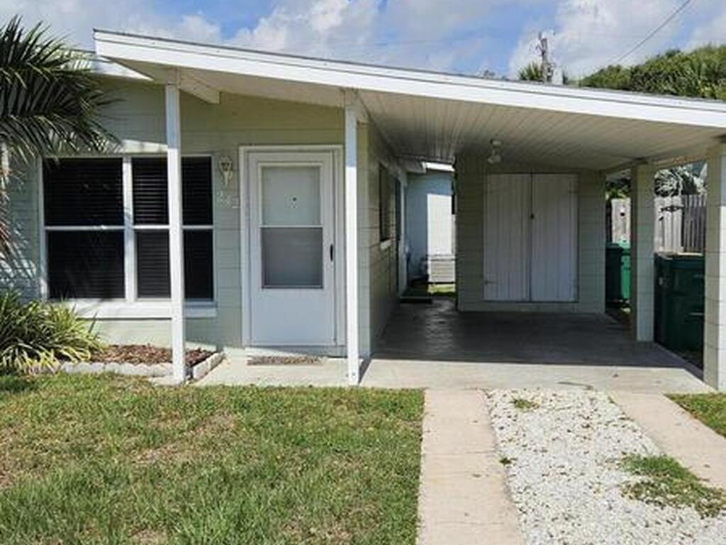 242 N Brevard Avenue, Cocoa Beach, FL 32931