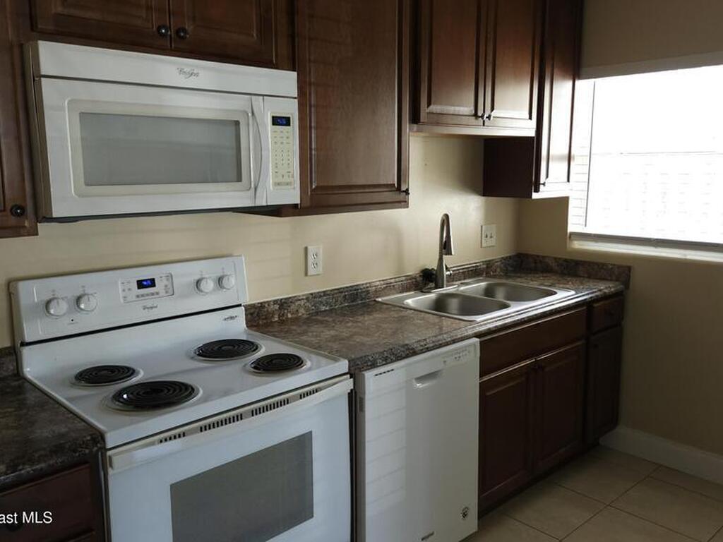 242 N Brevard Avenue, Cocoa Beach, FL 32931