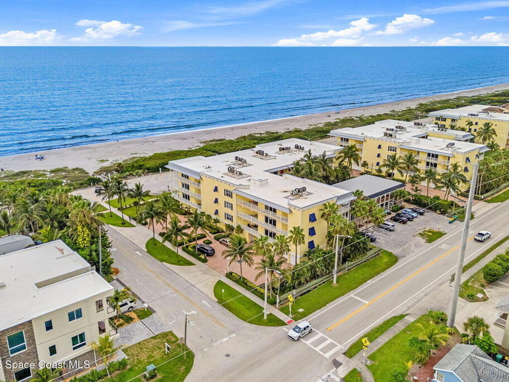 1 Eighth Avenue, Indialantic, FL 32903