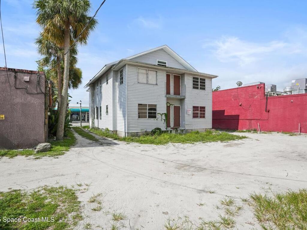 814 E New Haven Avenue, Melbourne, FL 32901