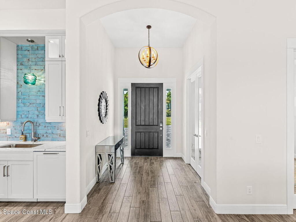 3311 N Harbor City Boulevard, Melbourne, FL 32935