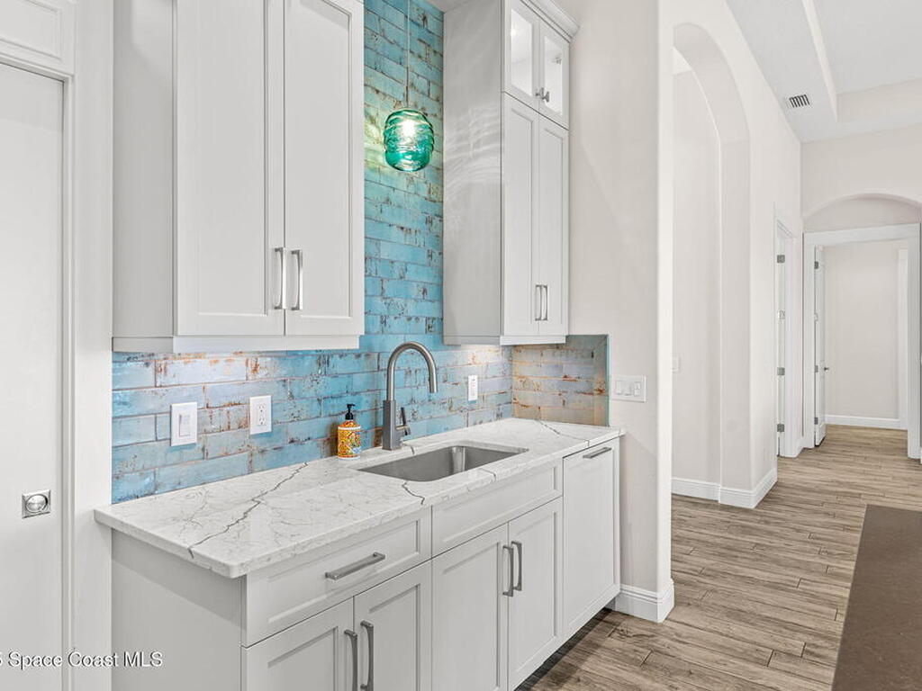 3311 N Harbor City Boulevard, Melbourne, FL 32935