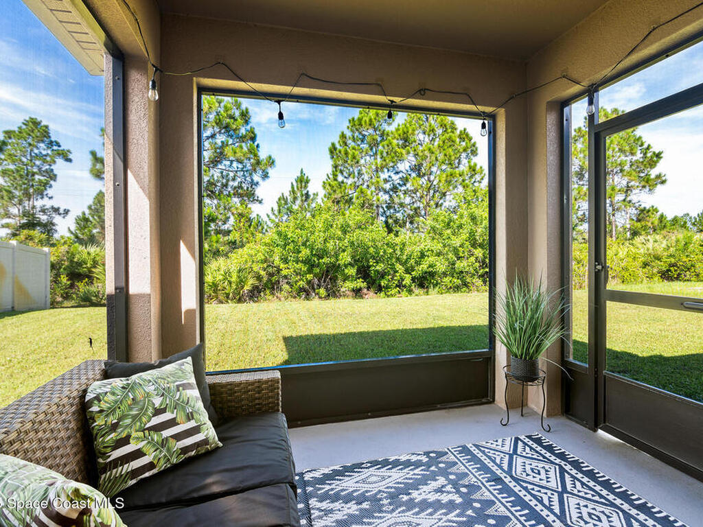 820 Old Country Road, Palm Bay, FL 32909