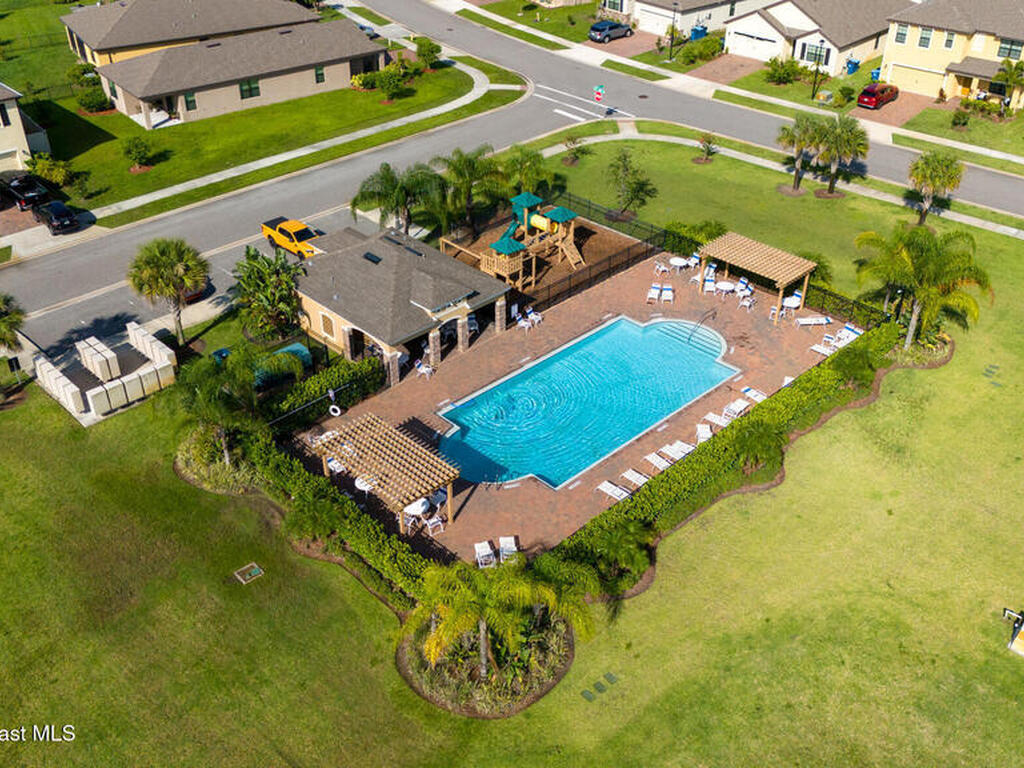 820 Old Country Road, Palm Bay, FL 32909