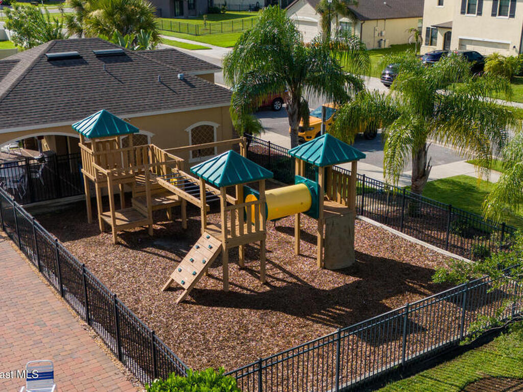 820 Old Country Road, Palm Bay, FL 32909