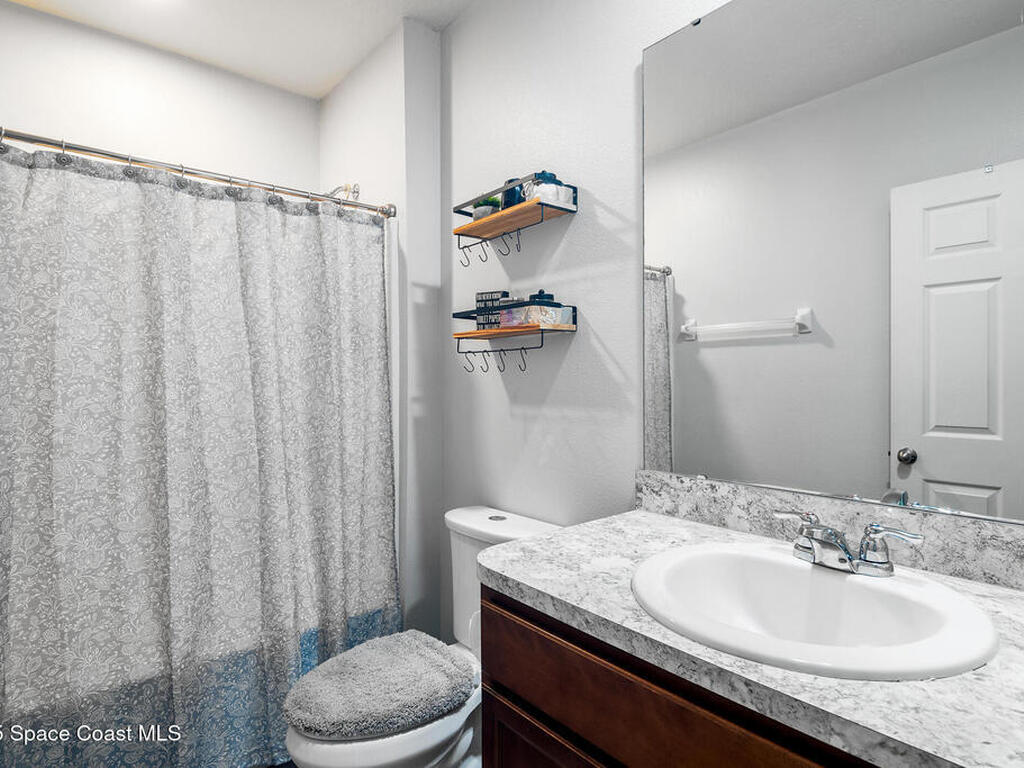 820 Old Country Road, Palm Bay, FL 32909