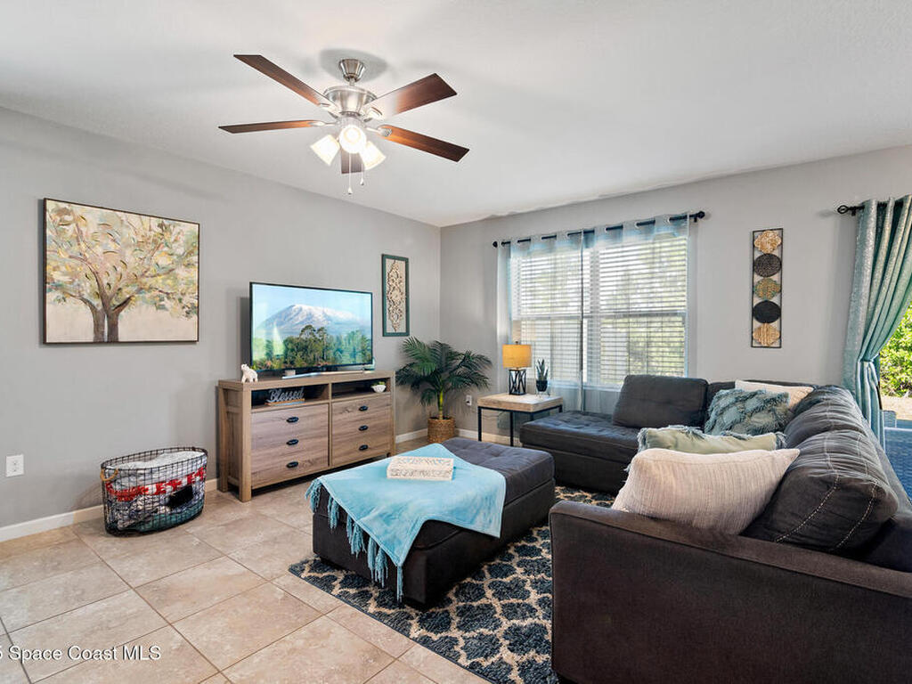 820 Old Country Road, Palm Bay, FL 32909