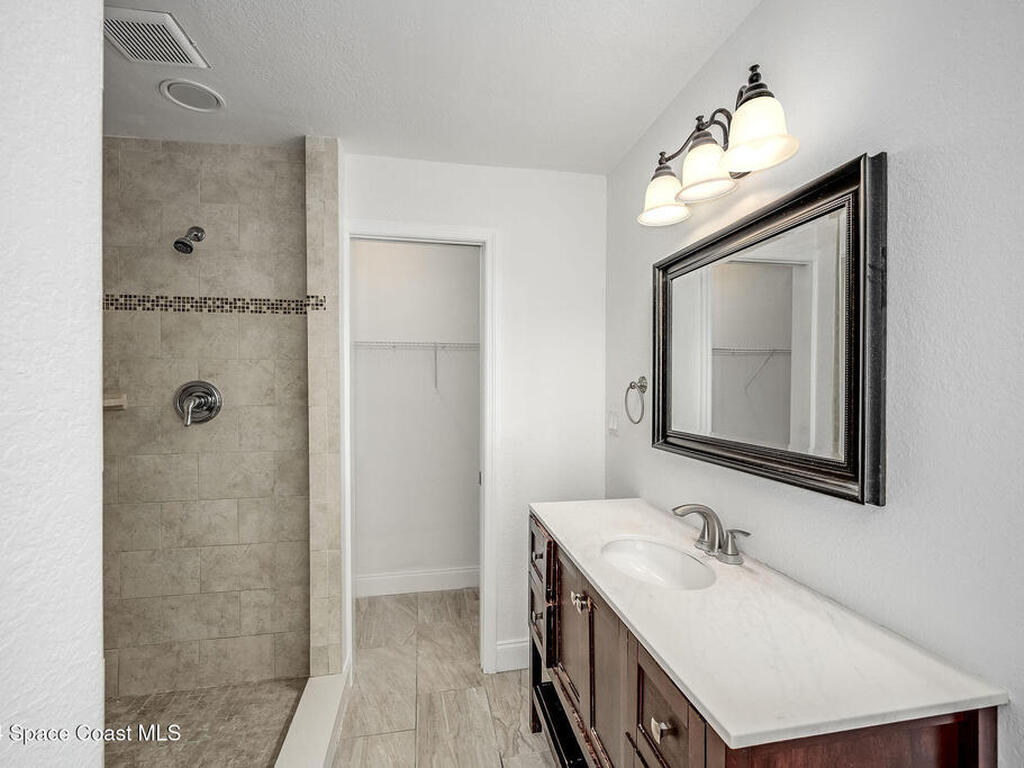 1730 E Riviera Drive, Merritt Island, FL 32952