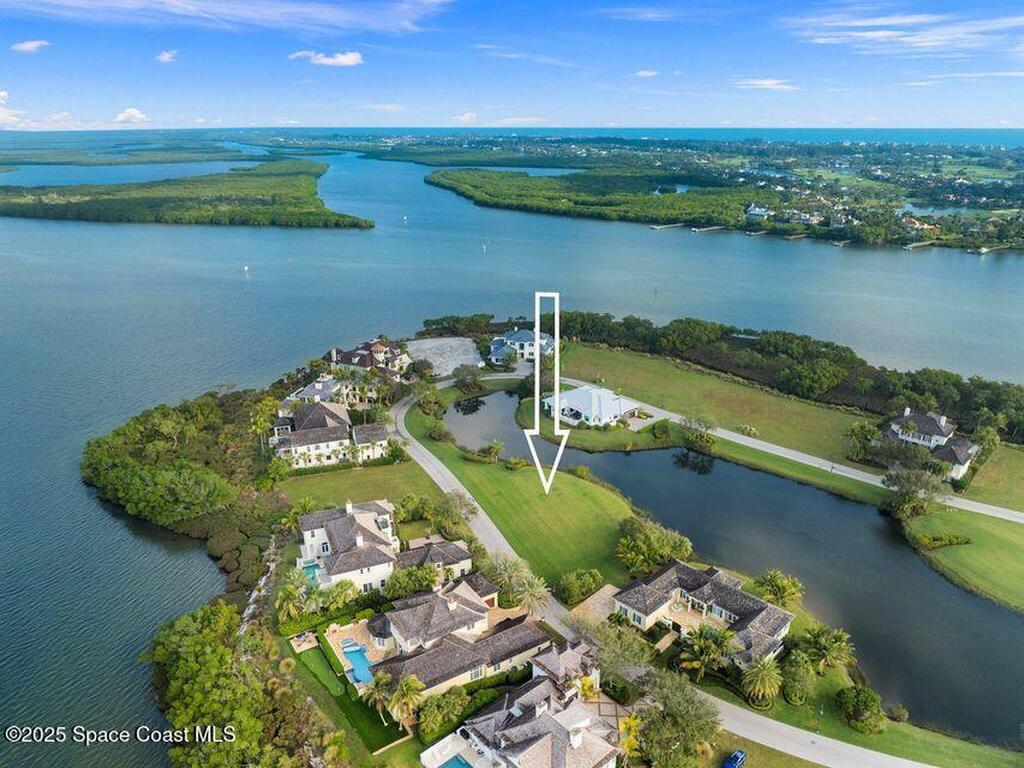 9250 W Marsh Island Drive, Vero Beach, FL 32963