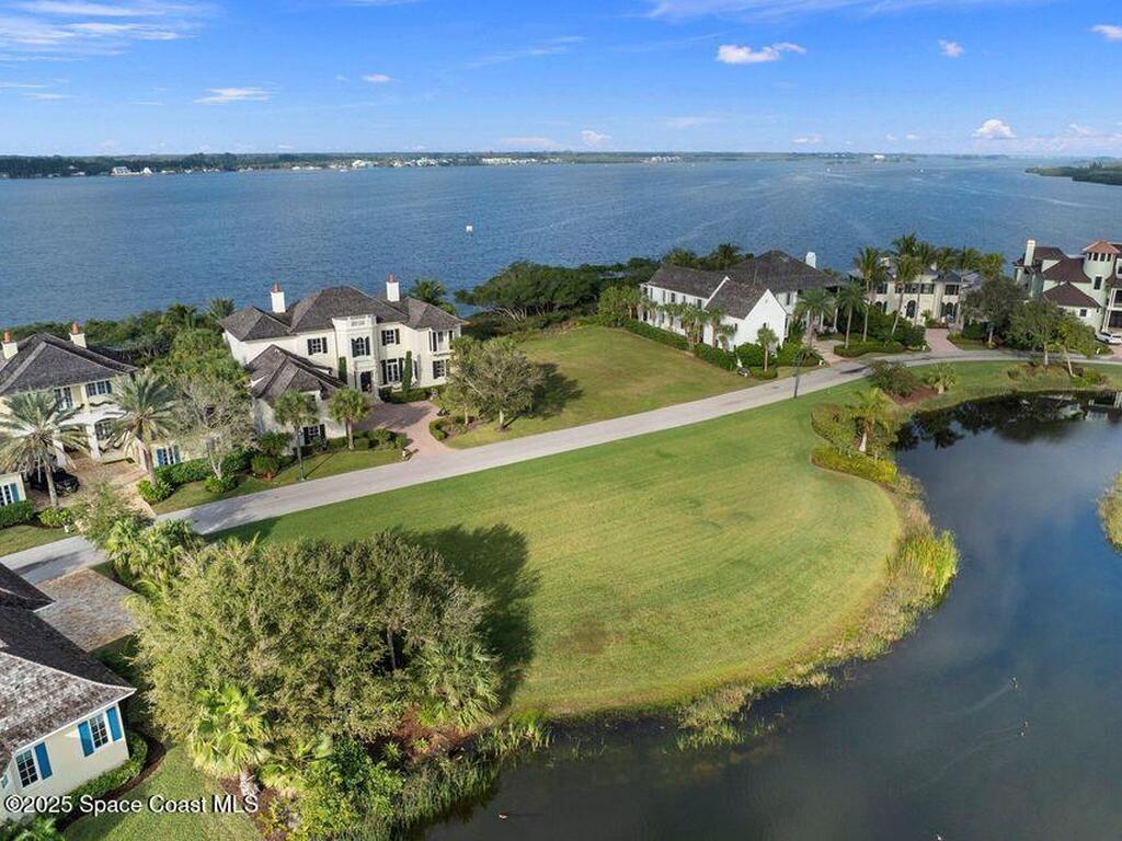 9250 W Marsh Island Drive, Vero Beach, FL 32963