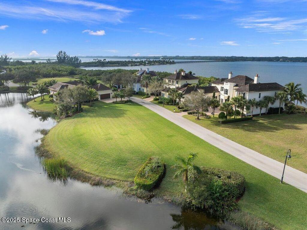 9250 W Marsh Island Drive, Vero Beach, FL 32963