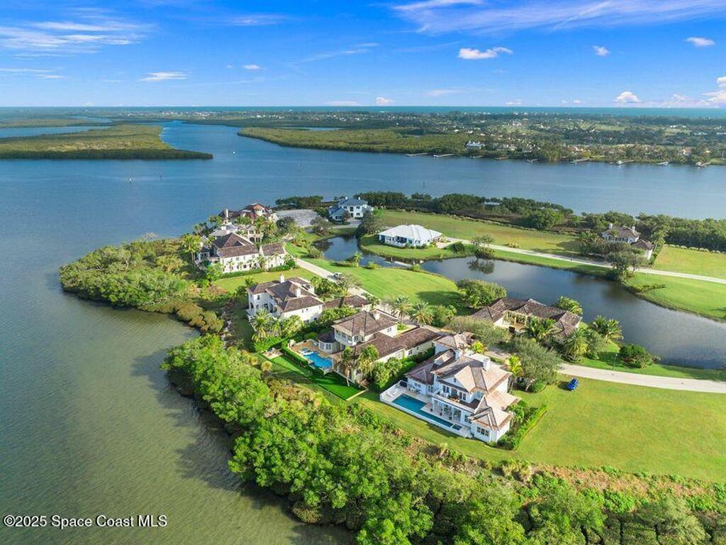 9250 W Marsh Island Drive, Vero Beach, FL 32963