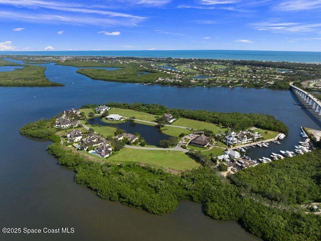 9250 W Marsh Island Drive, Vero Beach, FL 32963