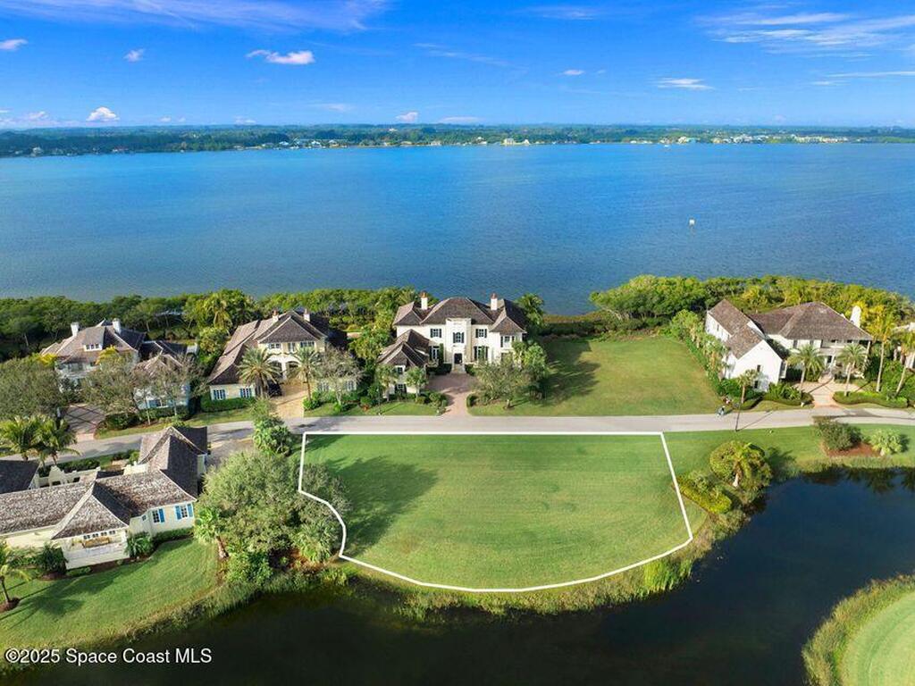 9250 W Marsh Island Drive, Vero Beach, FL 32963