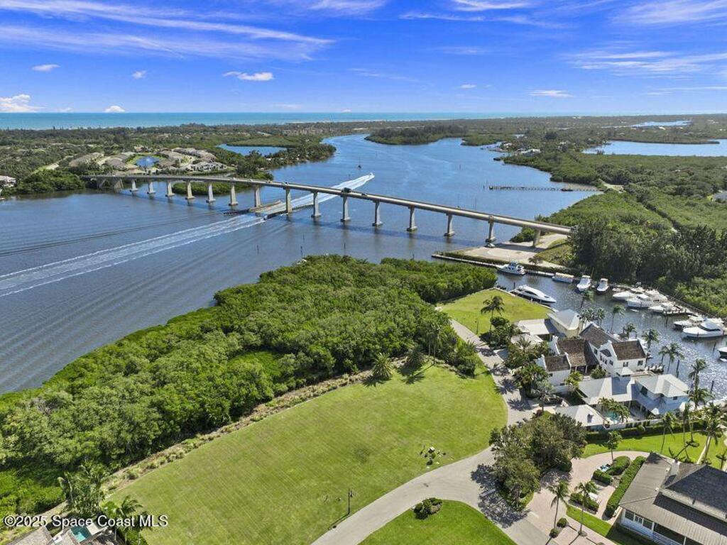 9250 W Marsh Island Drive, Vero Beach, FL 32963