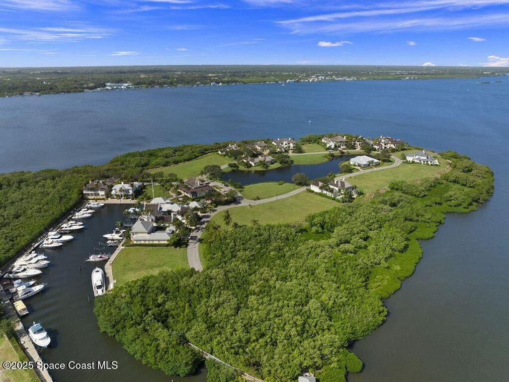 9250 W Marsh Island Drive, Vero Beach, FL 32963