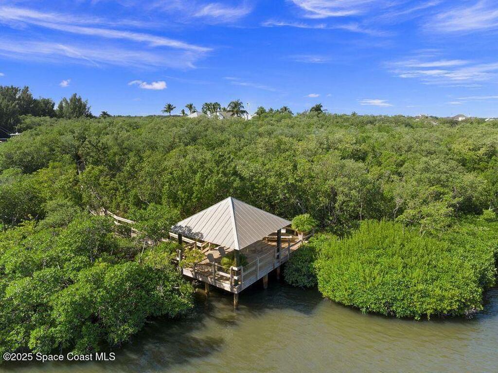 9250 W Marsh Island Drive, Vero Beach, FL 32963