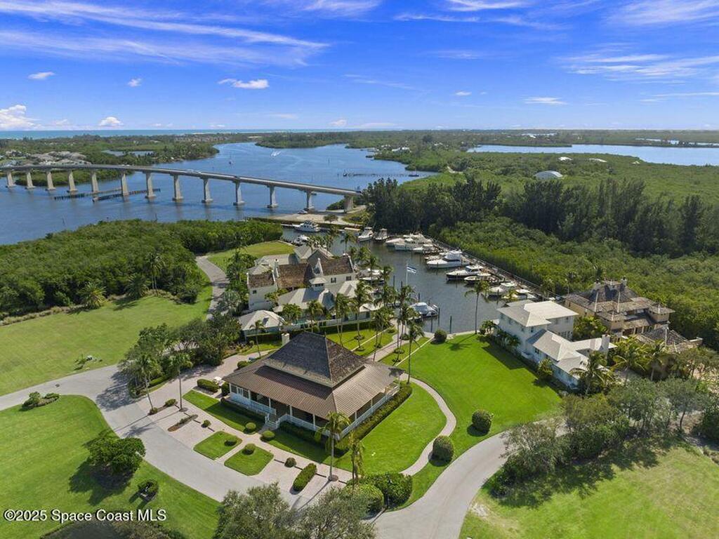 9250 W Marsh Island Drive, Vero Beach, FL 32963