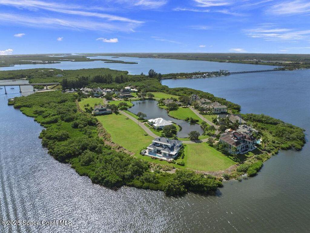 9250 W Marsh Island Drive, Vero Beach, FL 32963