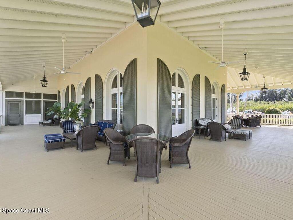 9250 W Marsh Island Drive, Vero Beach, FL 32963