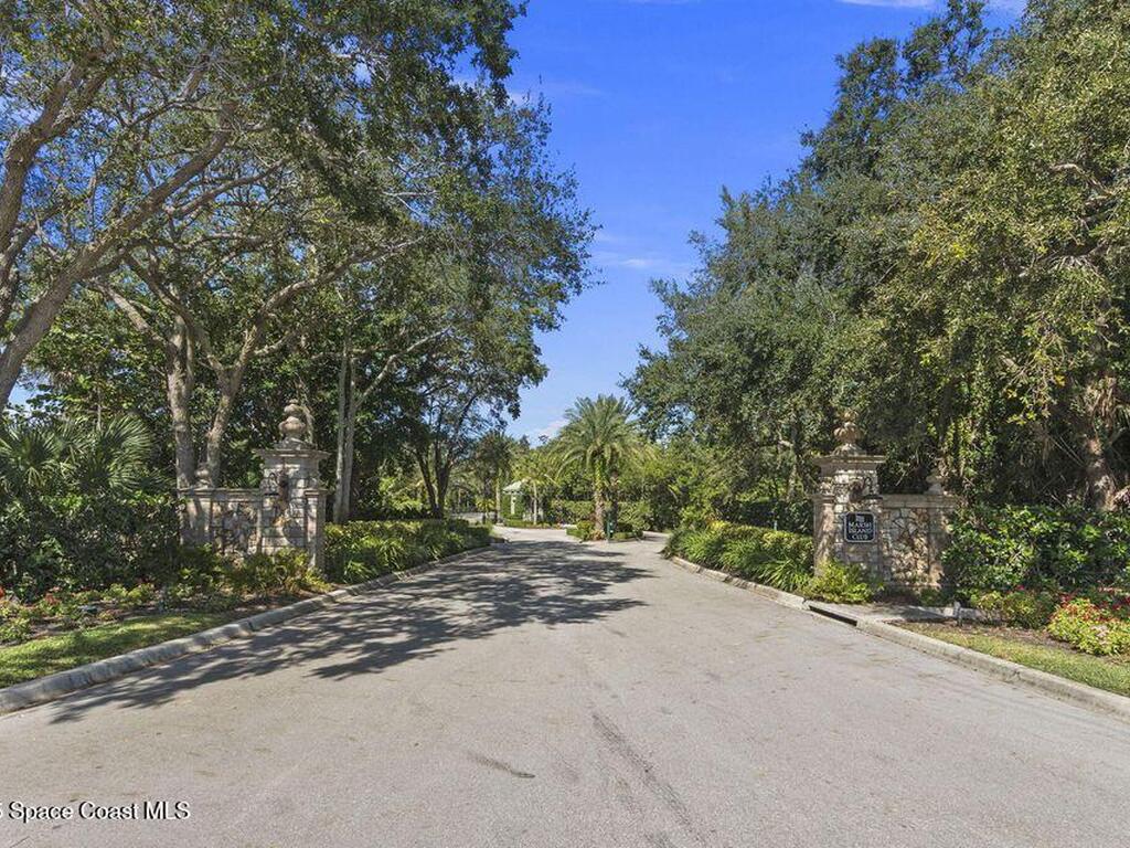 9250 W Marsh Island Drive, Vero Beach, FL 32963