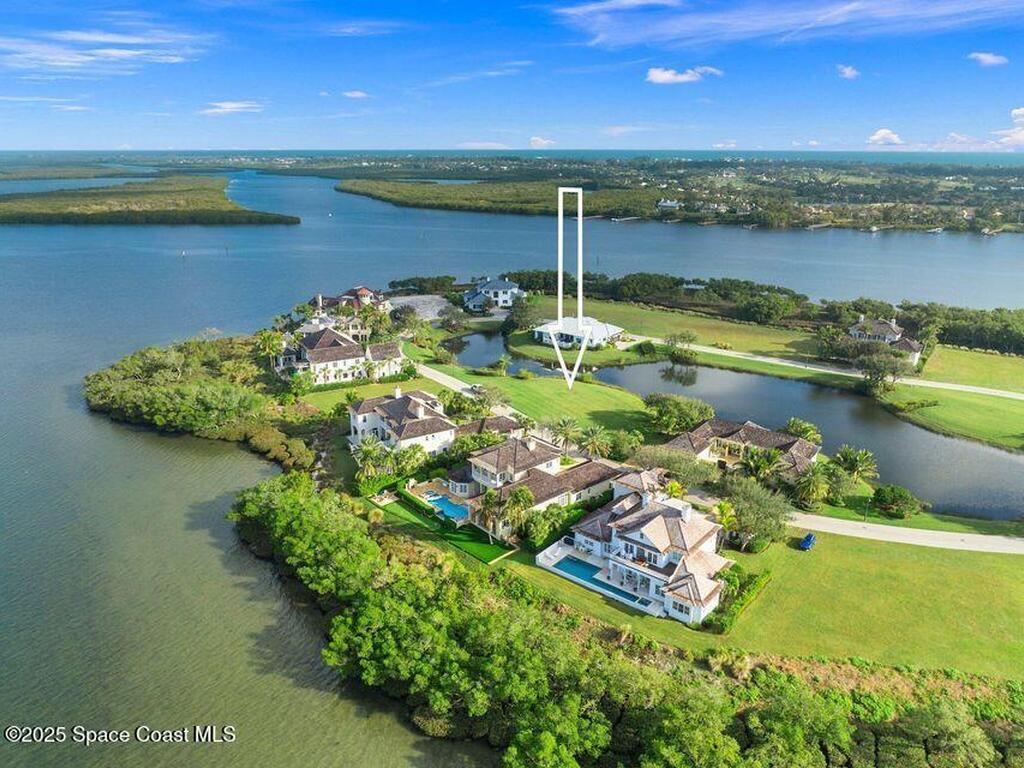 9250 W Marsh Island Drive, Vero Beach, FL 32963