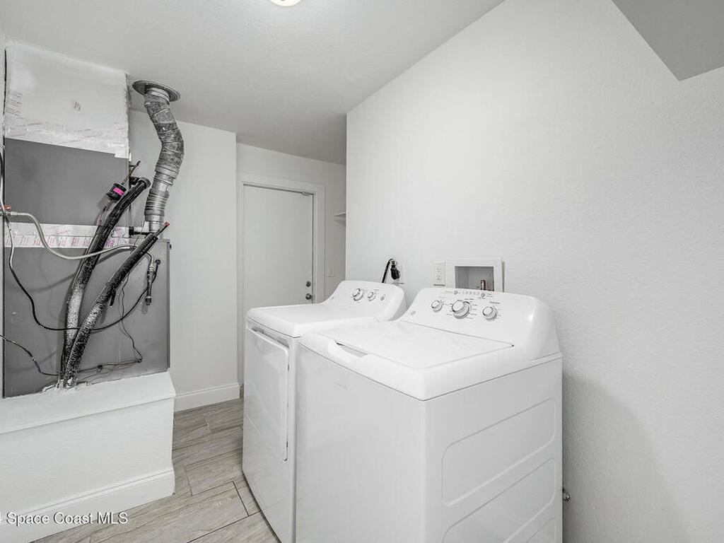 1730 E Riviera Drive, Merritt Island, FL 32952