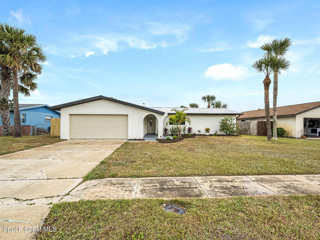 1730 E Riviera Drive, Merritt Island, FL 32952