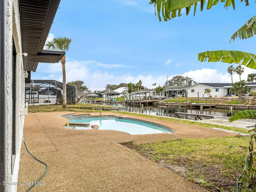 1730 E Riviera Drive, Merritt Island, FL 32952