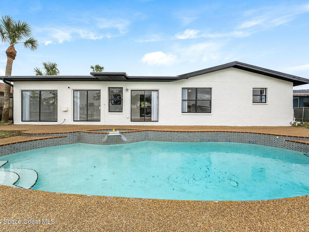 1730 E Riviera Drive, Merritt Island, FL 32952