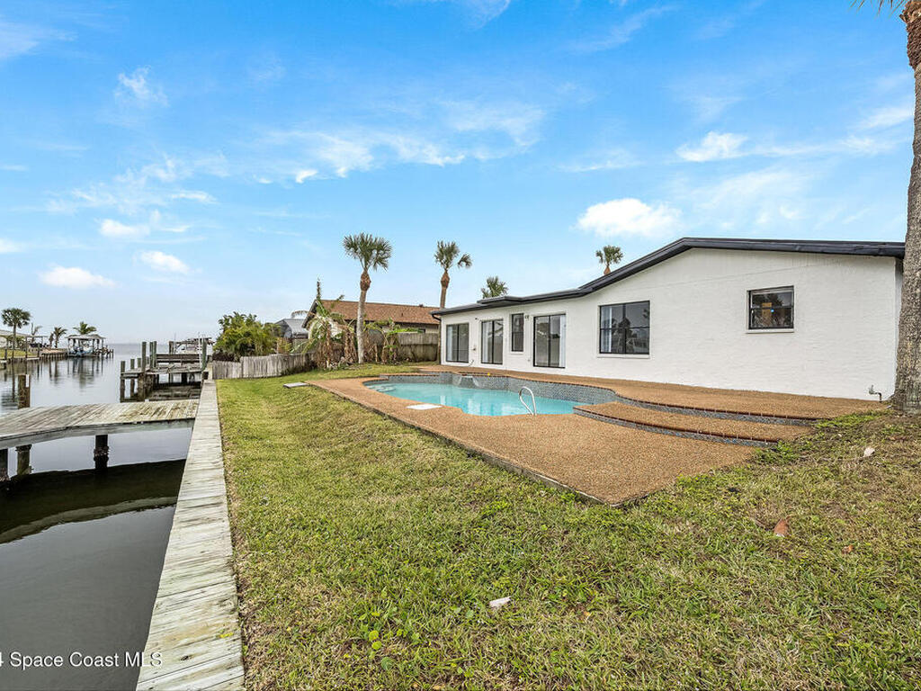 1730 E Riviera Drive, Merritt Island, FL 32952