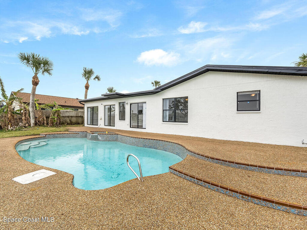 1730 E Riviera Drive, Merritt Island, FL 32952