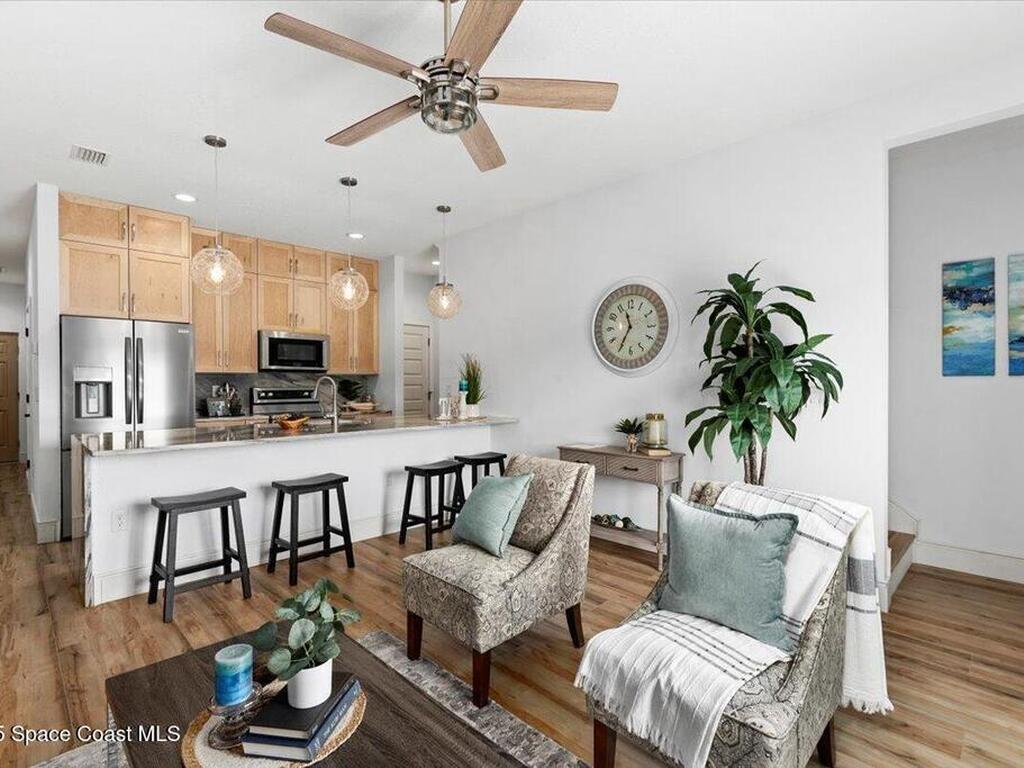 913 Paddleboard Court, Melbourne, FL 32935