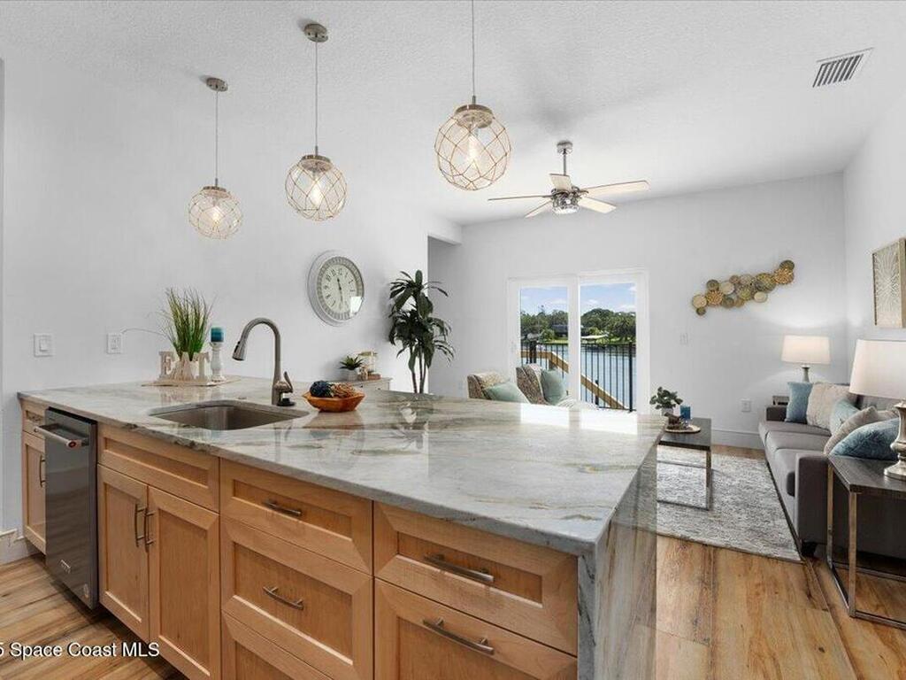 913 Paddleboard Court, Melbourne, FL 32935