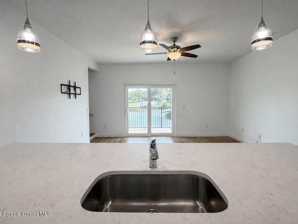 913 Paddleboard Court, Melbourne, FL 32935