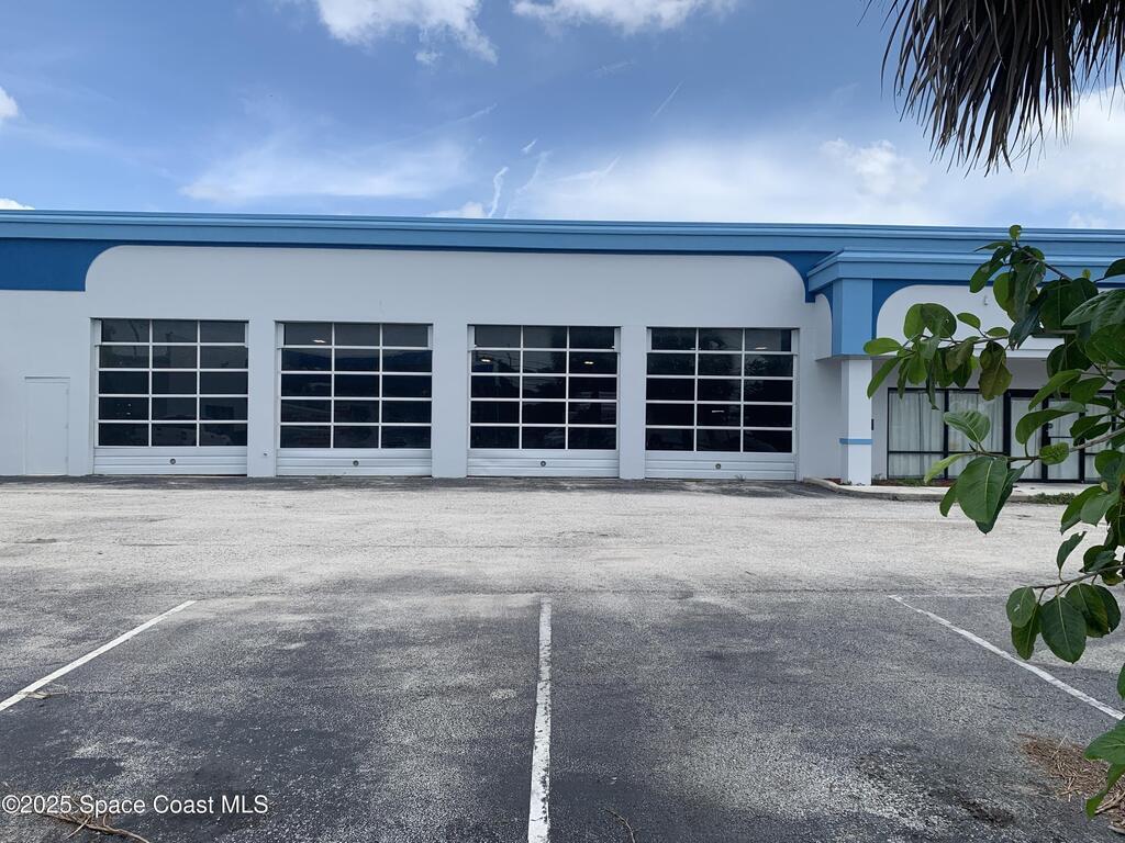 1296 Sarno Road, Melbourne, FL 32935