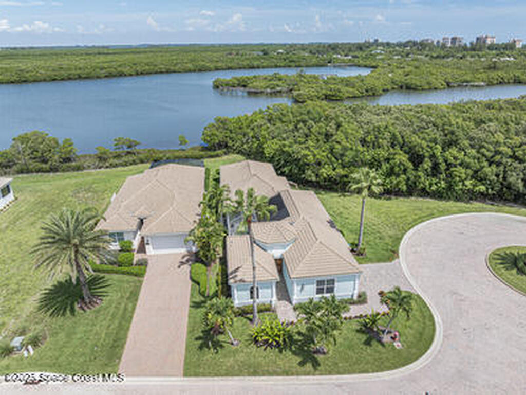 2020 Lynx Drive, Hutchinson Island, FL 34949
