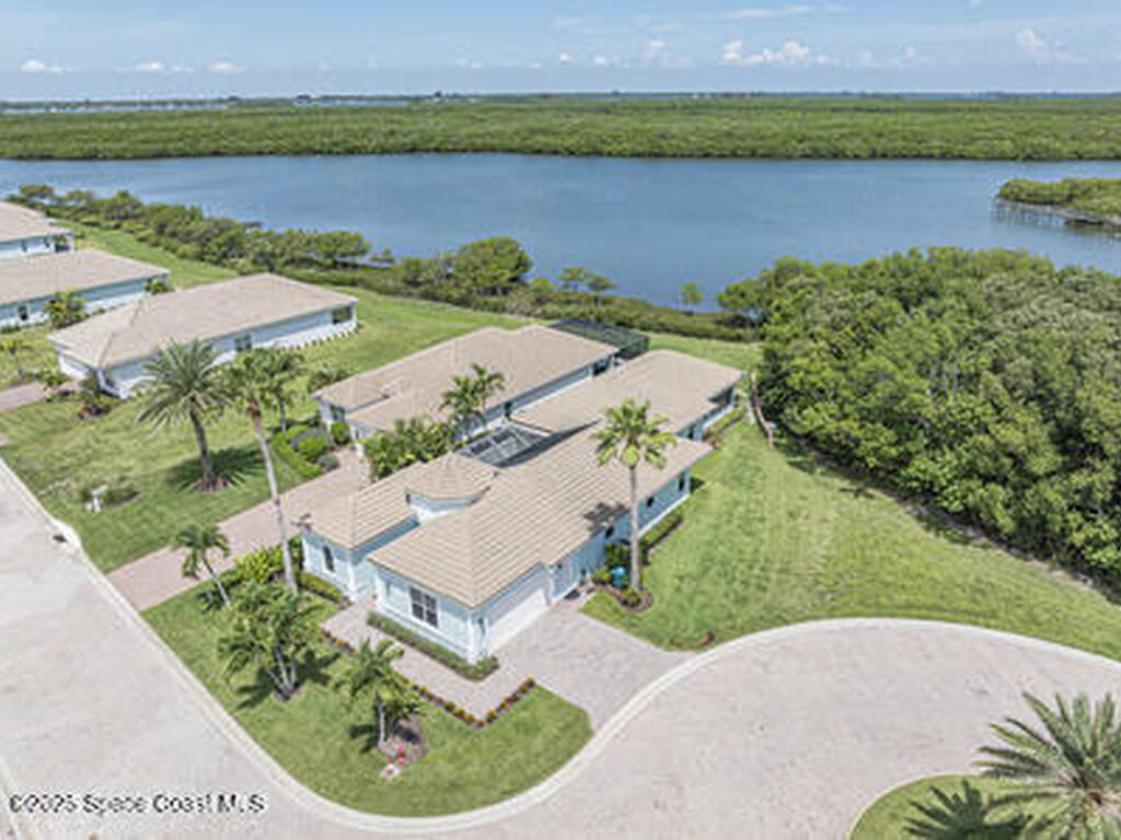 2020 Lynx Drive, Hutchinson Island, FL 34949