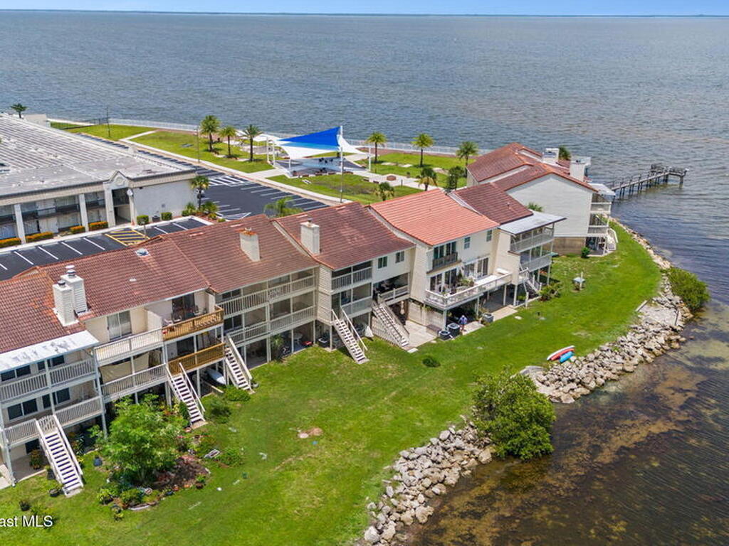 4995 Riveredge Drive, Titusville, FL 32780