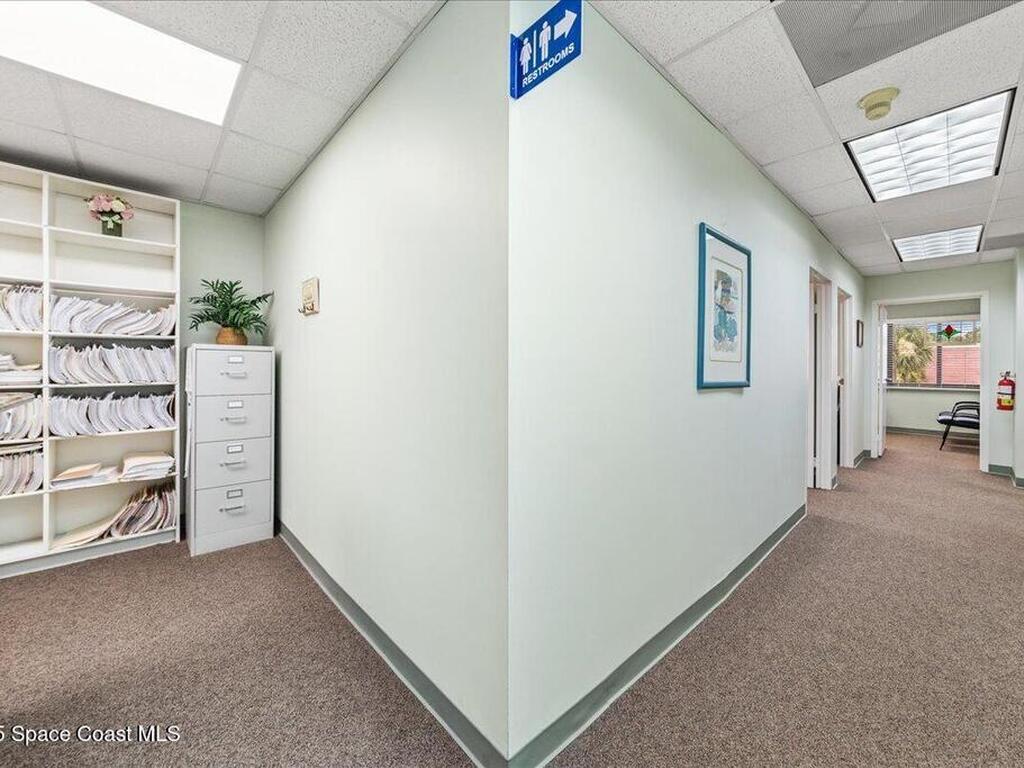 1395 N Courtenay Parkway, Merritt Island, FL 32953