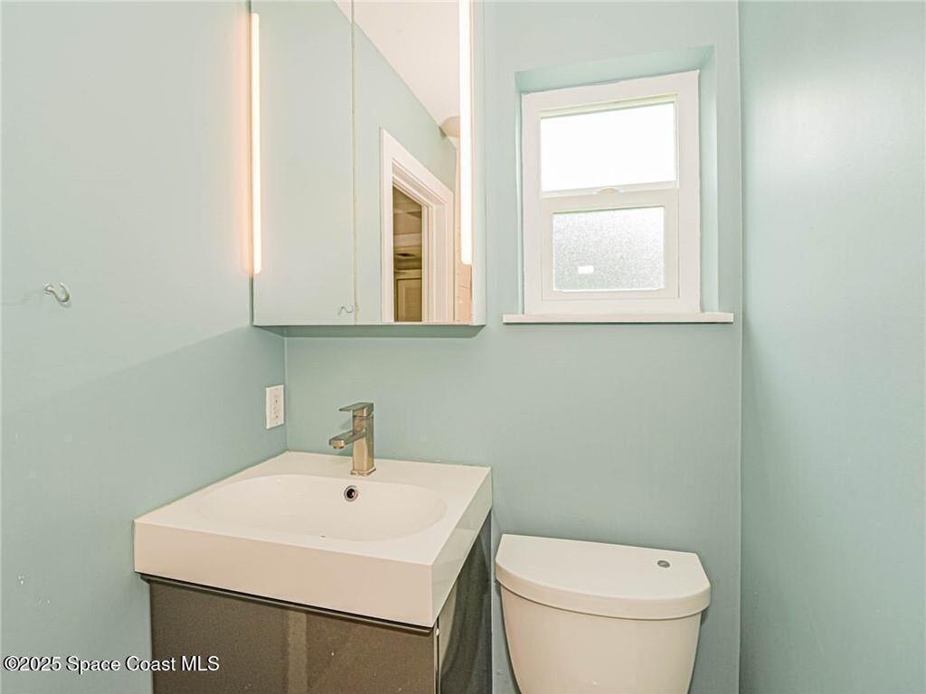 1590 4th Avenue, Vero Beach, FL 32960
