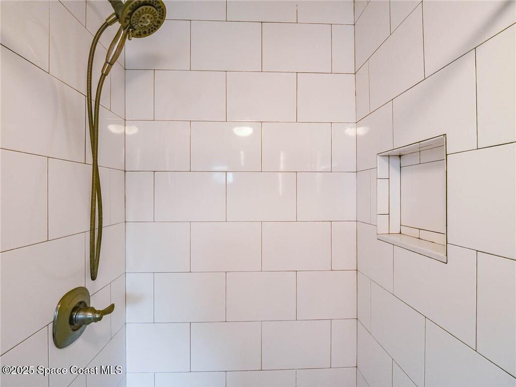 1590 4th Avenue, Vero Beach, FL 32960