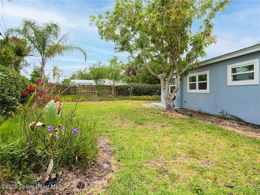 1590 4th Avenue, Vero Beach, FL 32960