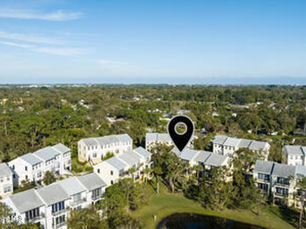 1635 42nd Square, Vero Beach, FL 32960