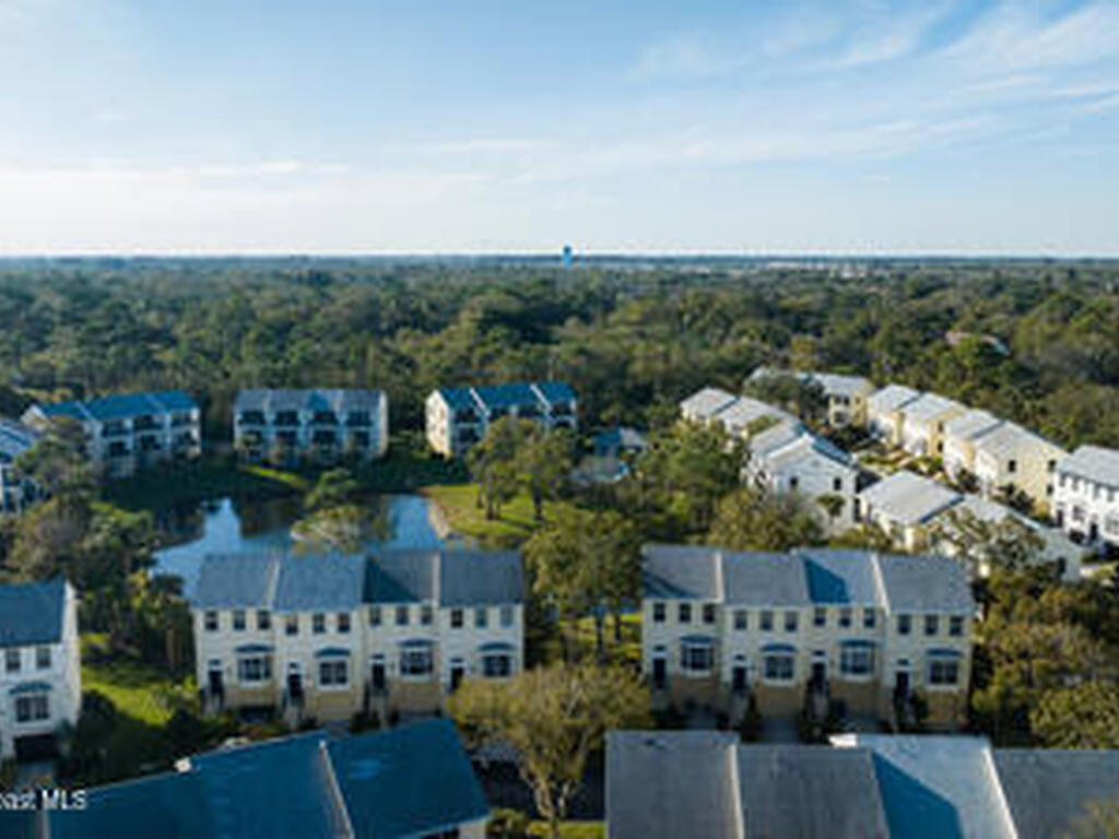 1635 42nd Square, Vero Beach, FL 32960
