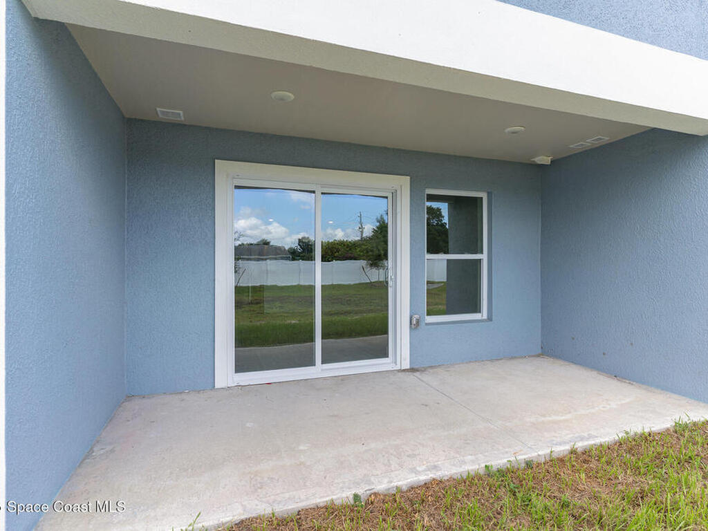 1605 Par Street, Palm Bay, FL 32905